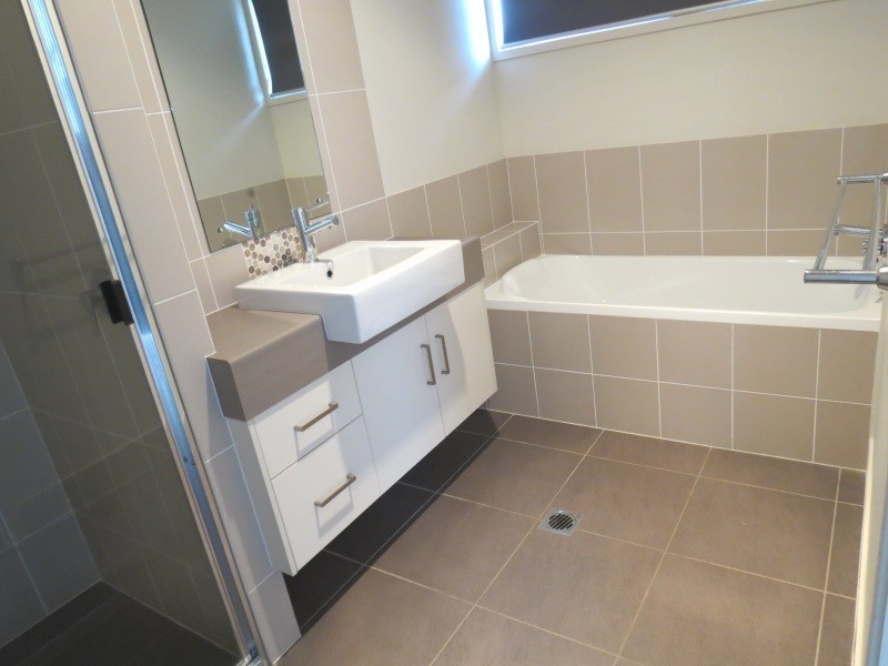 1/6 Desgrand Street, Emerald QLD 4720