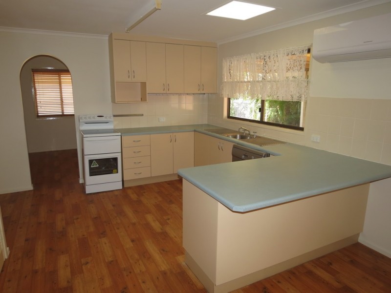 4 Morse Street, Emerald QLD 4720