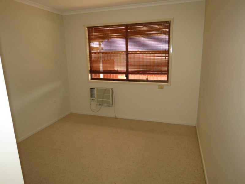 4 Morse Street, Emerald QLD 4720