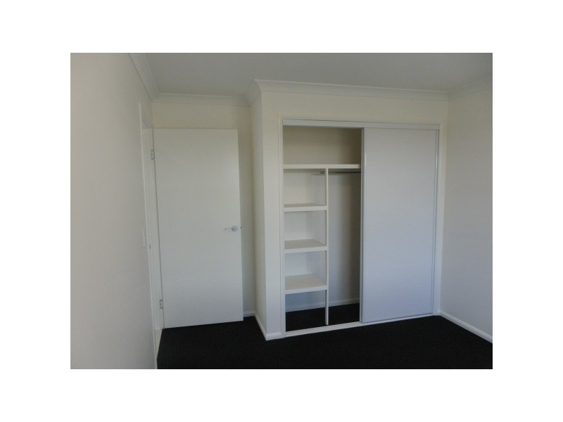2 Sewell Street, Emerald QLD 4720