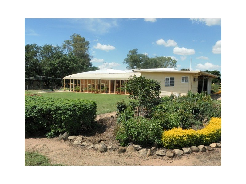 8 Kythera Road, Emerald QLD 4720