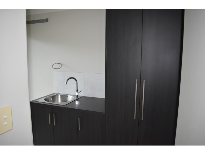 19 Rogers Street, Emerald QLD 4720