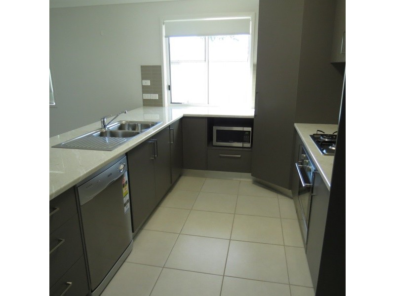 6 Maranda Street, Emerald QLD 4720