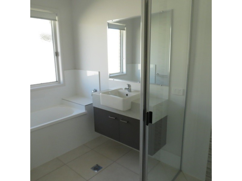 6 Maranda Street, Emerald QLD 4720