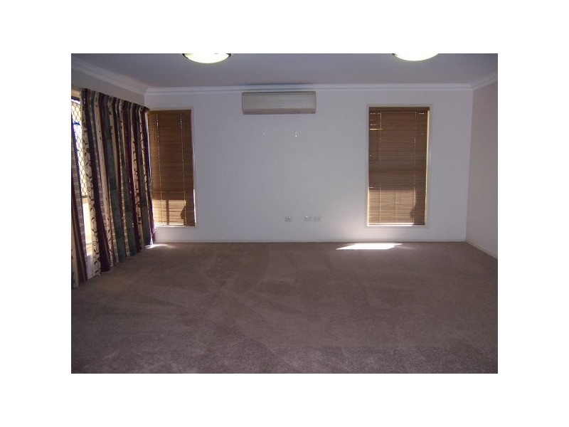 4 Callaghan street, Emerald QLD 4720