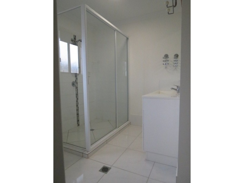 4 Spellman Street, Emerald QLD 4720