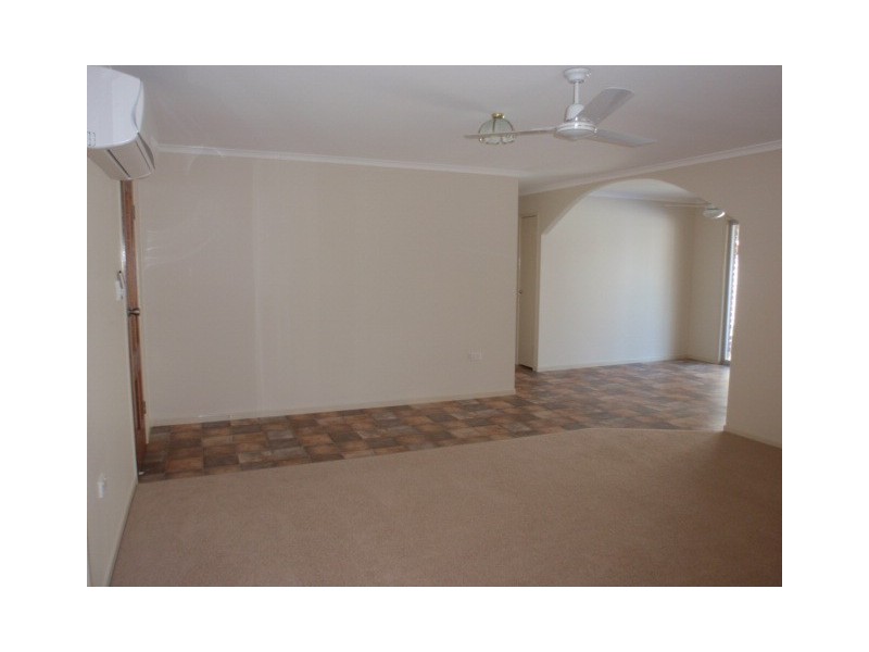 1 Wilby Place, Emerald QLD 4720