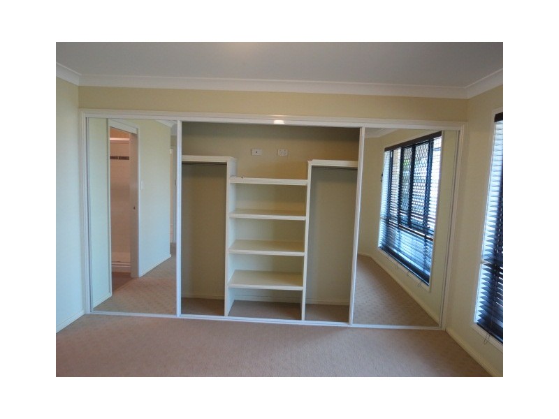 39 Park Avenue, Emerald QLD 4720
