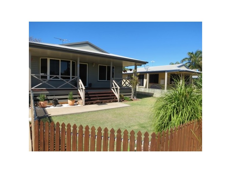 2/87 Roberts Street, Emerald QLD 4720