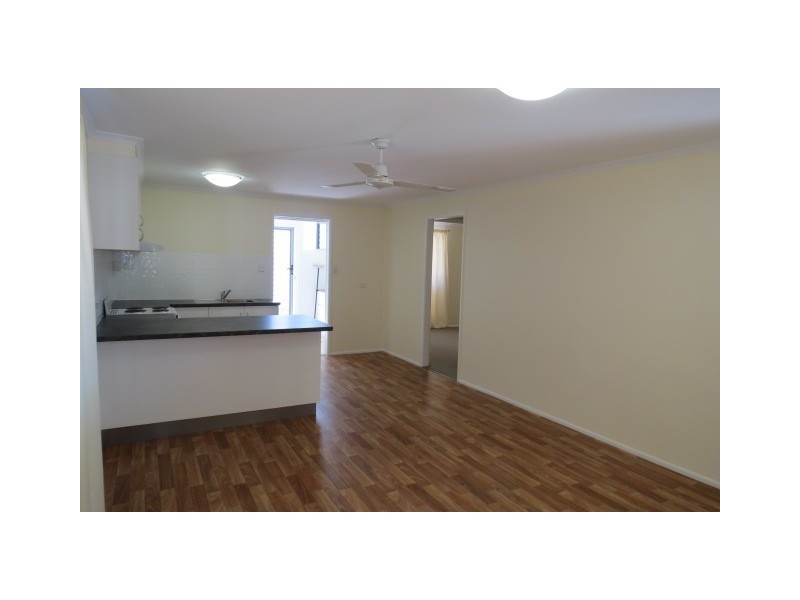 4/52 Harris Street, Emerald QLD 4720