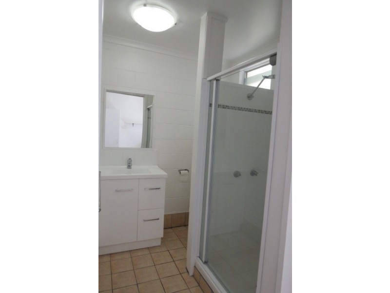 4/52 Harris Street, Emerald QLD 4720