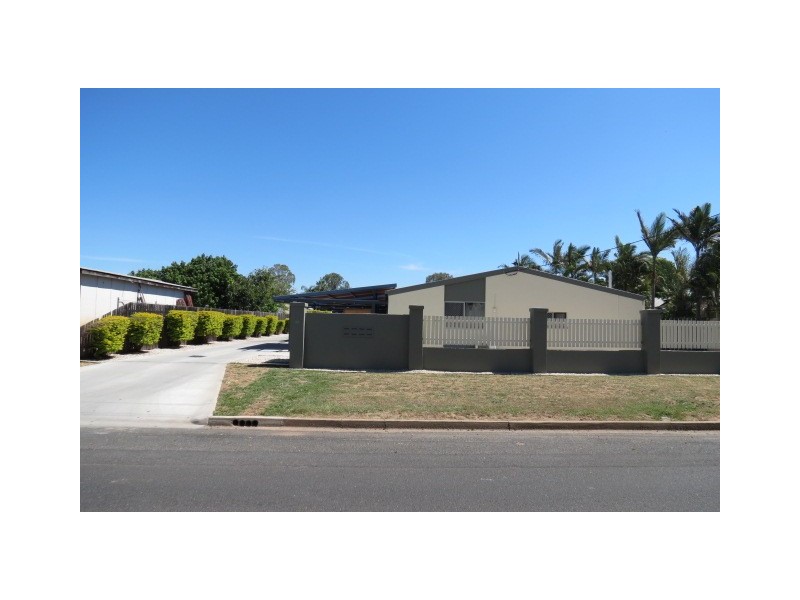 4/52 Harris Street, Emerald QLD 4720