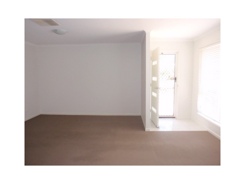 105 Roberts Street, Emerald QLD 4720