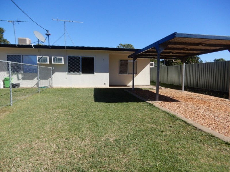 1/4 Old Airport Drive, Emerald QLD 4720