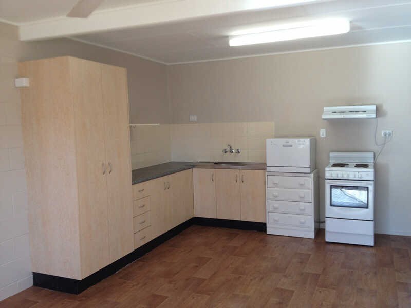 1/4 Old Airport Drive, Emerald QLD 4720