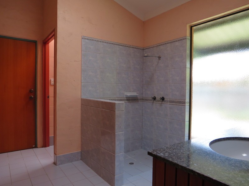 8 Roseanne Road, Emerald QLD 4720