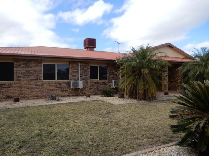 5 Clark Drive, Emerald QLD 4720