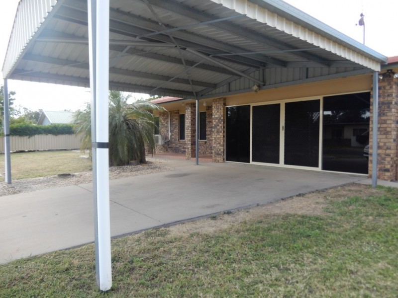 5 Clark Drive, Emerald QLD 4720