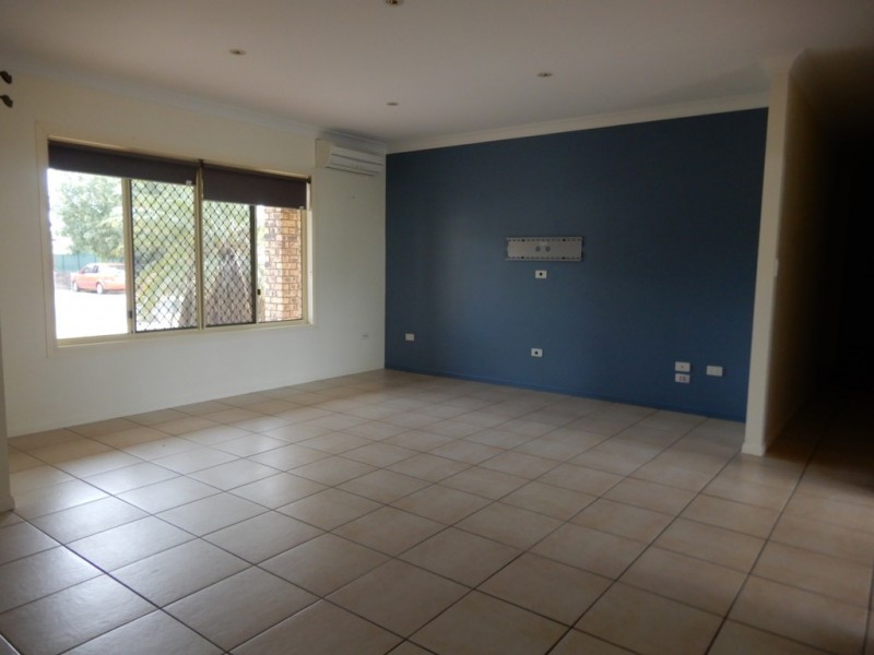 5 Clark Drive, Emerald QLD 4720