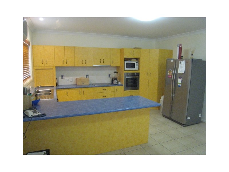 5 Clark Drive, Emerald QLD 4720