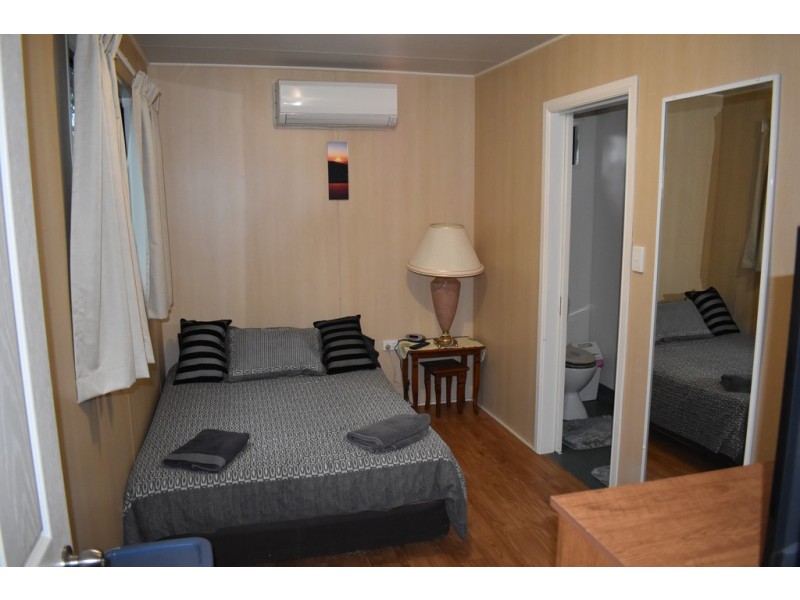 28 Cunningham Drive, Emerald QLD 4720