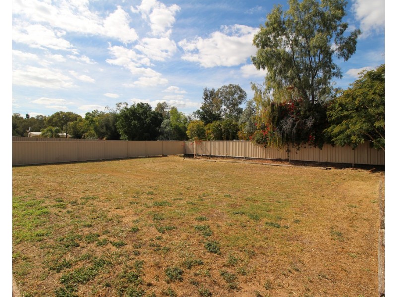 29 Blue Gums Drive, Emerald QLD 4720