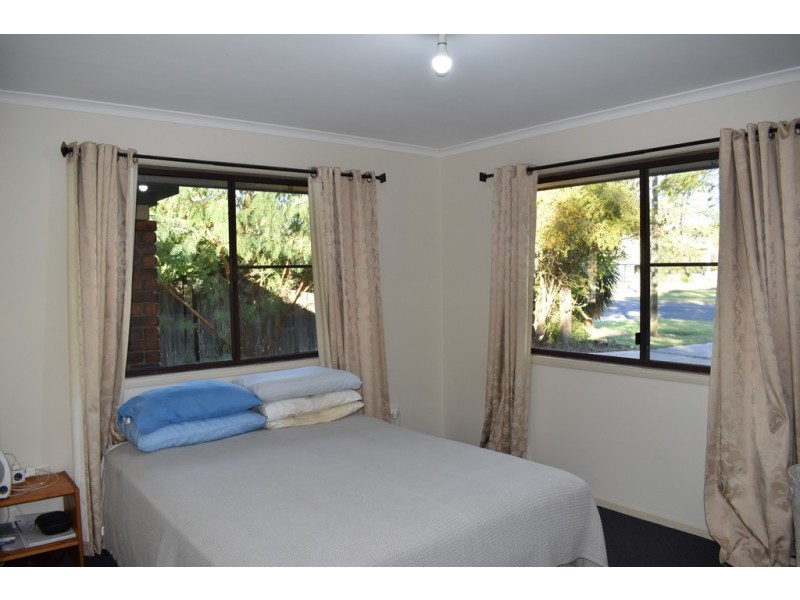 9 Egan Street, Emerald QLD 4720