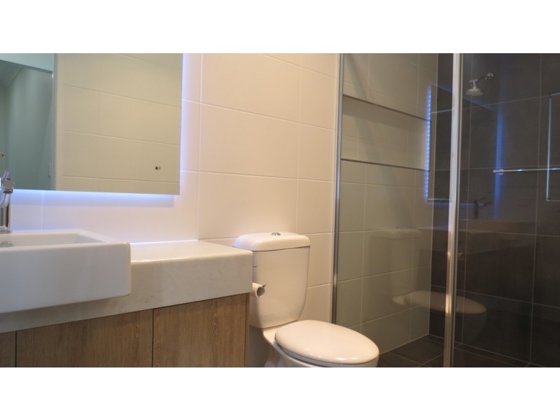 87 Canterbury Road, Emerald QLD 4720