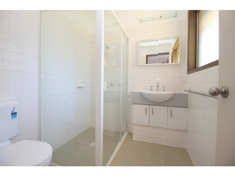 34 Cowan Crescent, Emerald QLD 4720