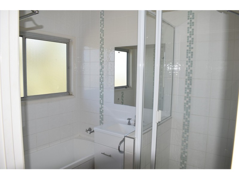 19 Garnet Street, Emerald QLD 4720