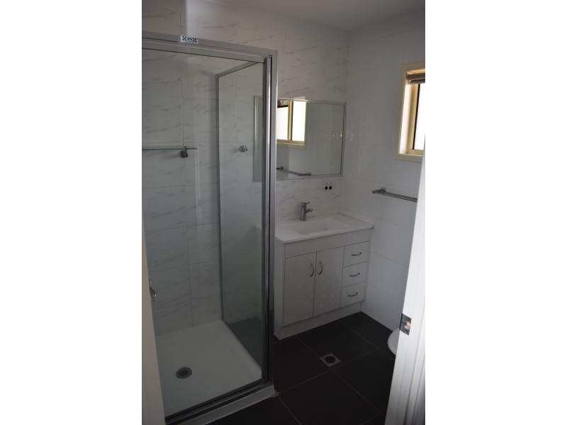 11 Louisa Court, Emerald QLD 4720