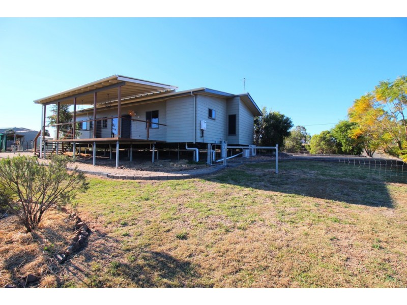 77 Patanga Place, Emerald QLD 4720