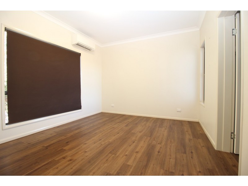 77 Patanga Place, Emerald QLD 4720