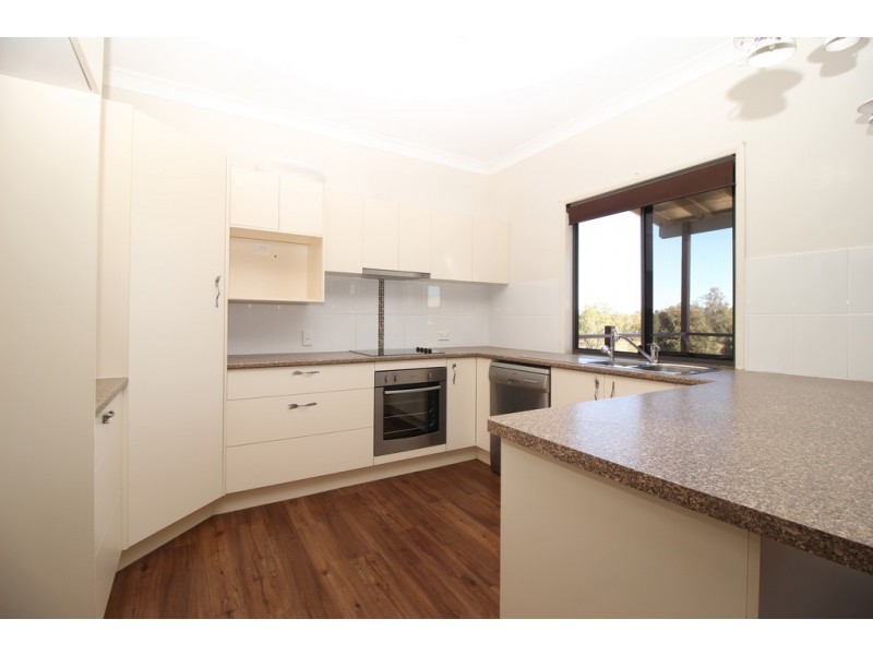77 Patanga Place, Emerald QLD 4720
