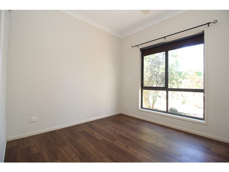 77 Patanga Place, Emerald QLD 4720