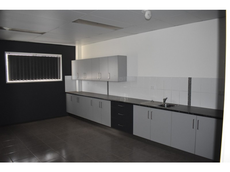 12 Glasson Street, Emerald QLD 4720