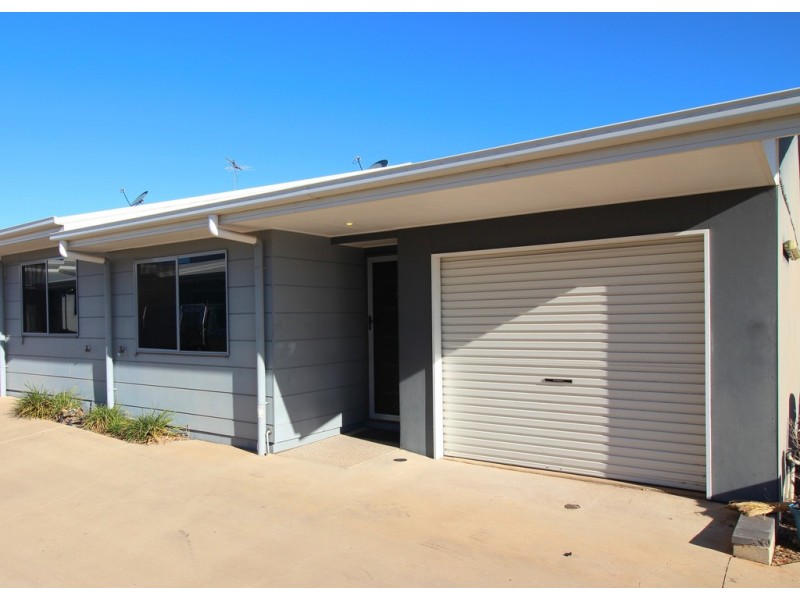 16/8 Hillcrest Street, Emerald QLD 4720