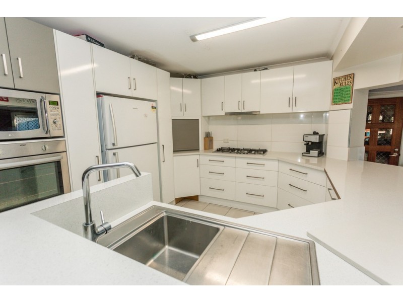 68 Crinum Crescent, Emerald QLD 4720