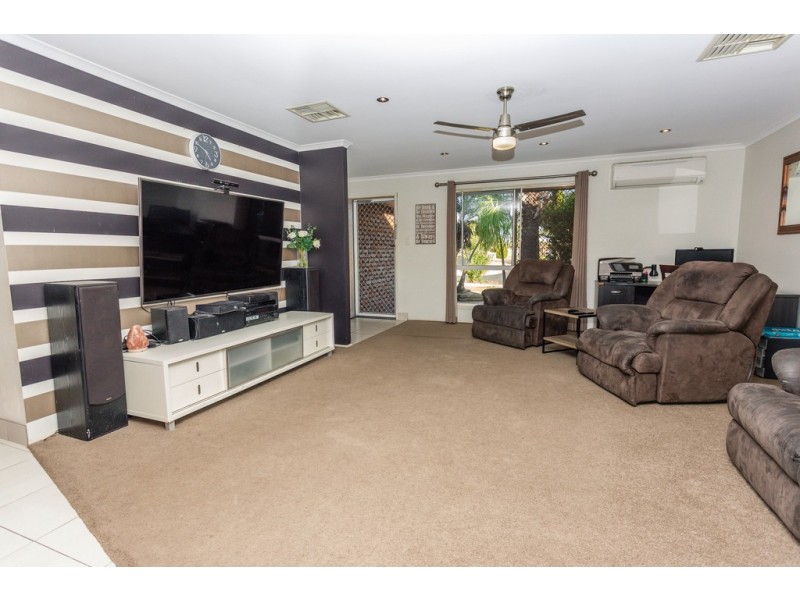 68 Crinum Crescent, Emerald QLD 4720