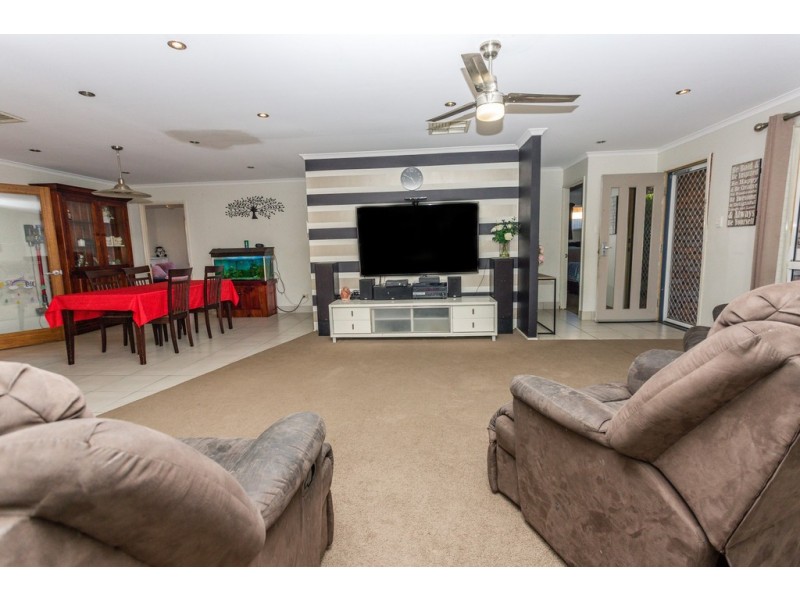 68 Crinum Crescent, Emerald QLD 4720