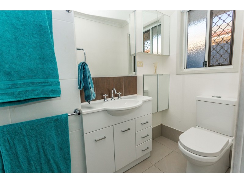 68 Crinum Crescent, Emerald QLD 4720