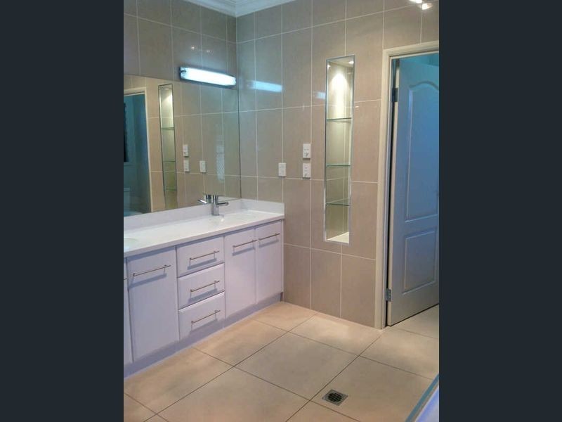 24 Kidd Street, Emerald QLD 4720