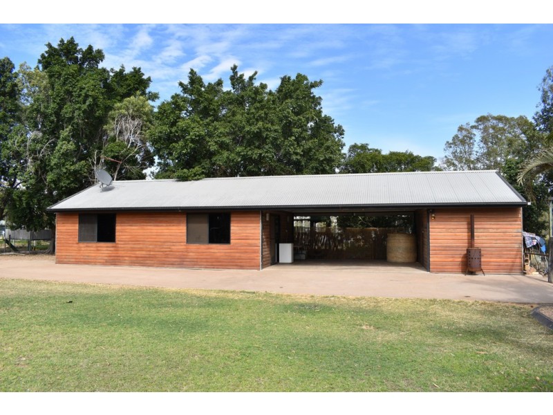 7 Pritchard Road, Emerald QLD 4720