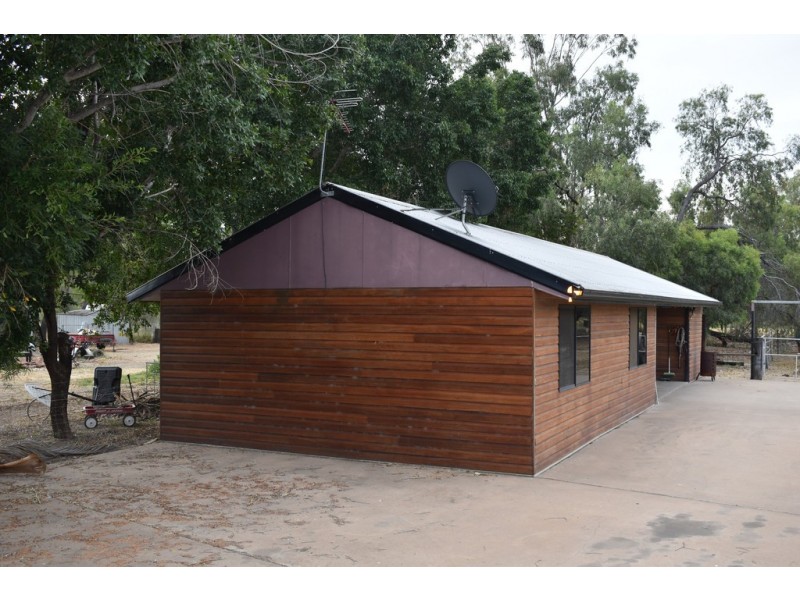 7 Pritchard Road, Emerald QLD 4720