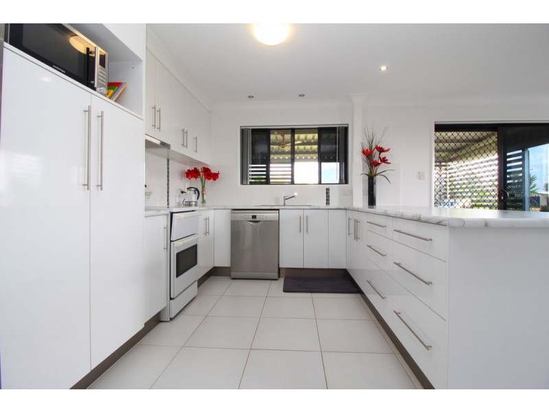 9 Bottle Tree Road, Emerald QLD 4720