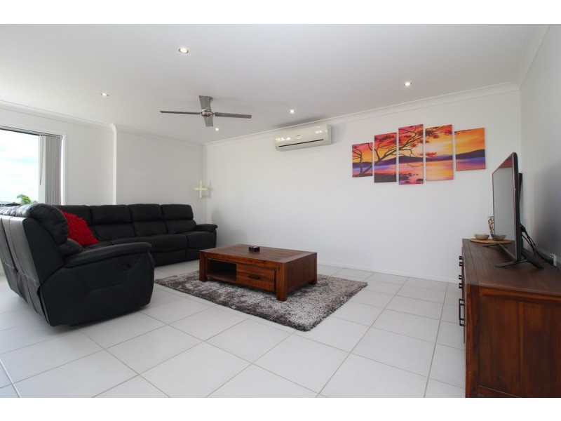 9 Bottle Tree Road, Emerald QLD 4720