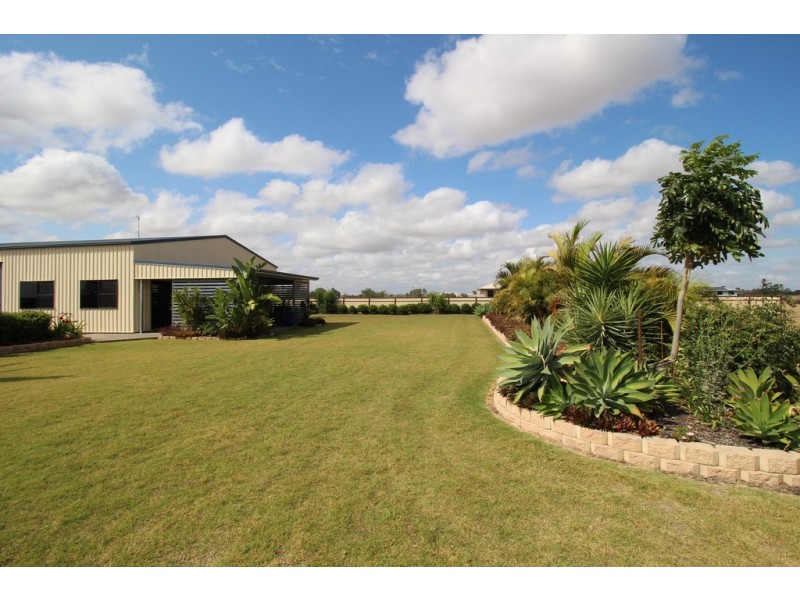 9 Bottle Tree Road, Emerald QLD 4720