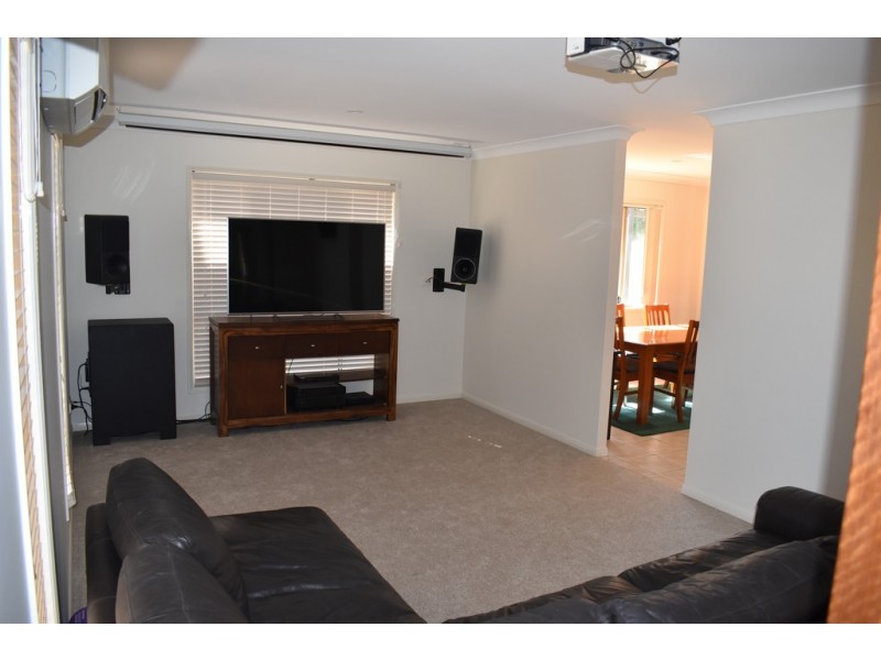 4 Ibell Court, Emerald QLD 4720