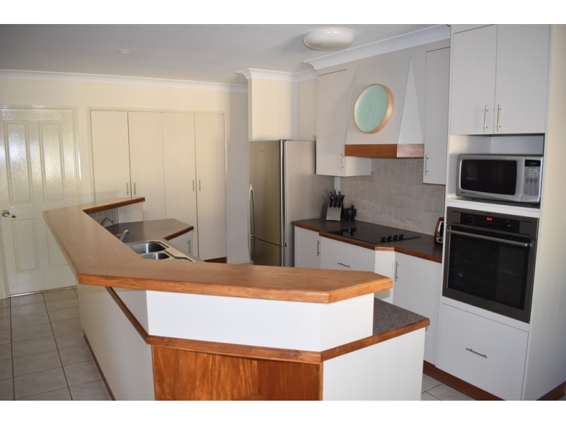 4 Ibell Court, Emerald QLD 4720
