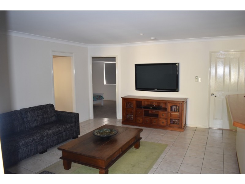 4 Ibell Court, Emerald QLD 4720